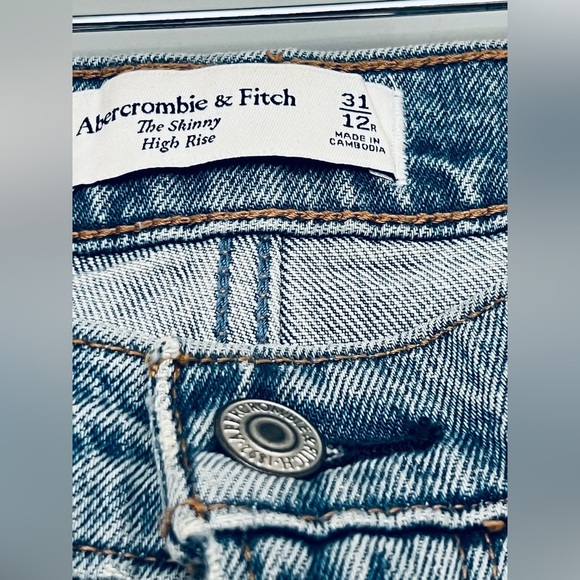Abercrombie & Fitch the skinny High Rise 31 -12 Jeans Ripped Distressed - Picture 4 of 14